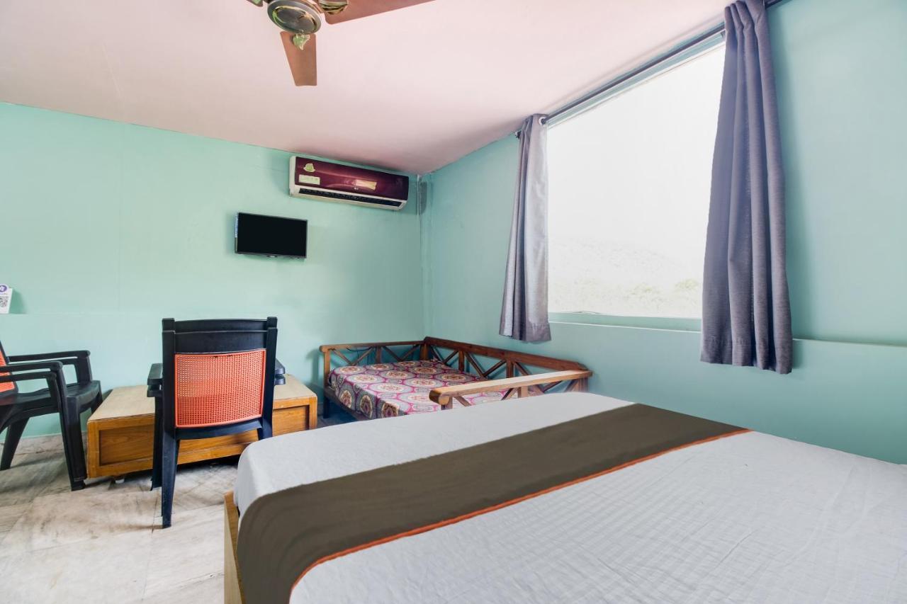 Collection O Palm Exotica Otel Visakhapatnam Dış mekan fotoğraf